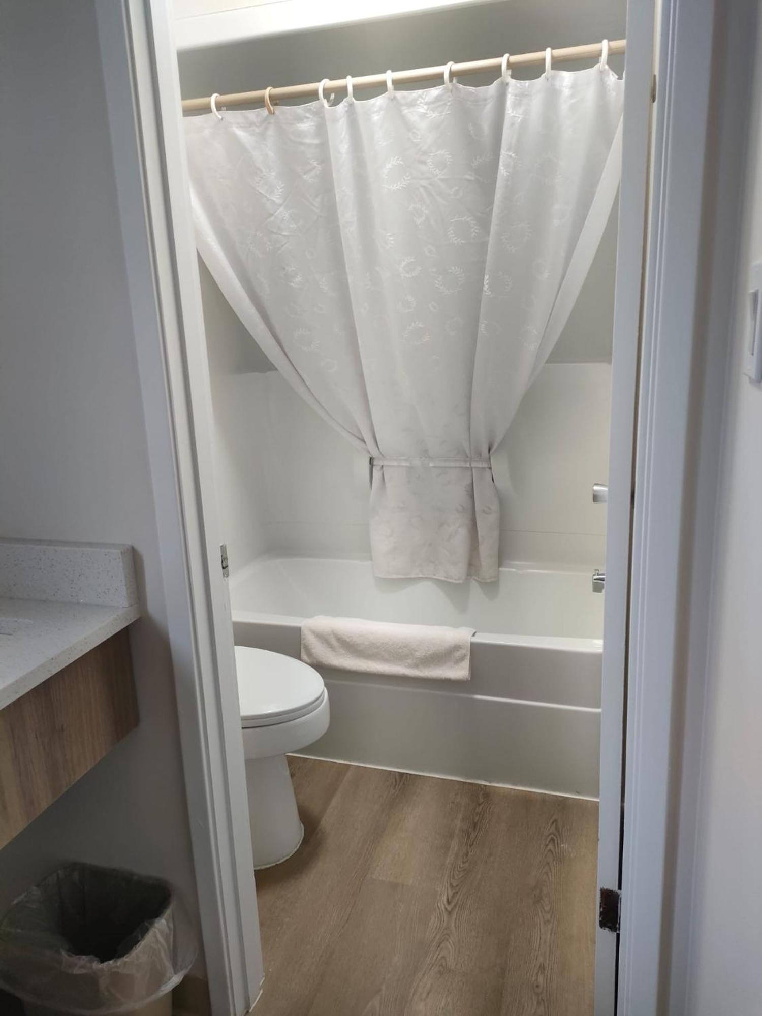 Tara Vista Inn Hinton Εξωτερικό φωτογραφία