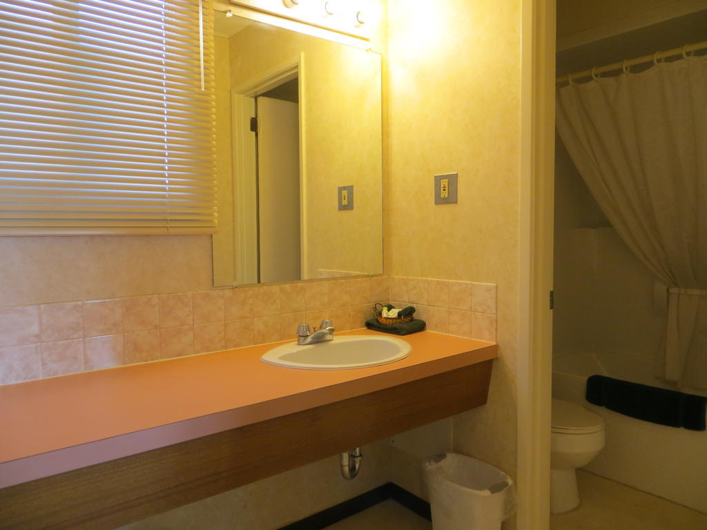 Tara Vista Inn Hinton Δωμάτιο φωτογραφία