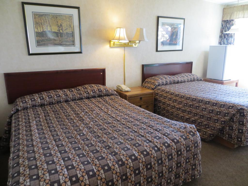 Tara Vista Inn Hinton Εξωτερικό φωτογραφία
