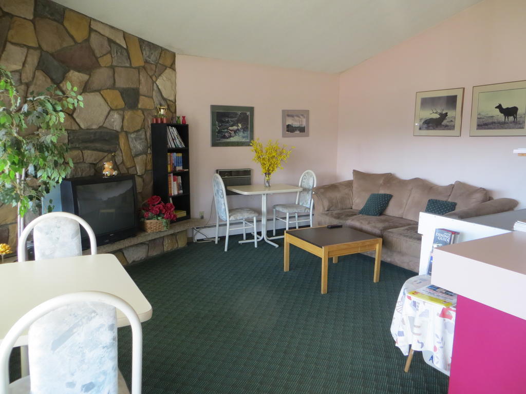 Tara Vista Inn Hinton Εξωτερικό φωτογραφία